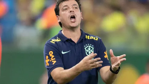 Técnico da Seleção Brasileira escolheu um dos nomes criados no Vasco – Foto: Gil Gomes/AGIF.