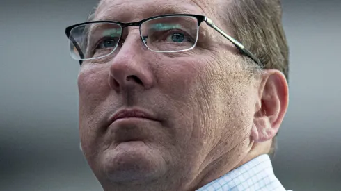 John Textor sócio majoritário do Botafogo antes da partida contra o Fortaleza no estádio Maracanã pelo campeonato Brasileiro A 2022. Foto: Jorge Rodrigues/AGIF