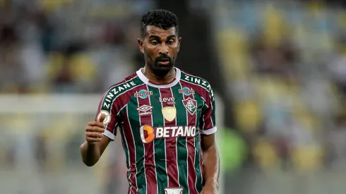Thiago Santos jogador do Fluminense durante partida contra o São Paulo no estádio Maracanã pelo campeonato Brasileiro A 2023. Foto: Thiago Ribeiro/AGIF