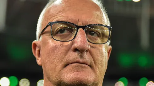 Dorival Junior durante partida contra o Fluminense no estádio Maracanã pelo campeonato Brasileiro A 2023. Foto: Thiago Ribeiro/AGIF
