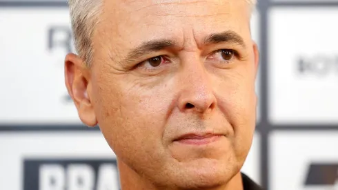 Apresentacao de Tiago Nunes do Botafogo, Estadio Niltos Santos. 21 de Novembro de 2023, Rio de Janeiro, RJ, Brasil. Foto: Vitor Silva/Botafogo.