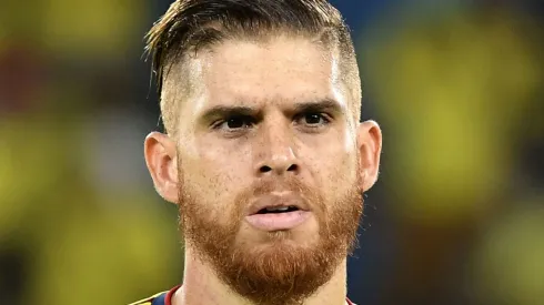 Gustavo Cuellar durante partida pela Copa do Mundo. Foto Gabriel Aponte/Getty Images.