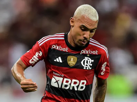 Flamengo passa por ‘perrengue’ na negociação do lateral Matheus França com o Corinthians 