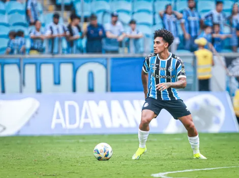 Decisão inusitada de Renato sobre Du Queiroz 'surpreende geral' no Grêmio
