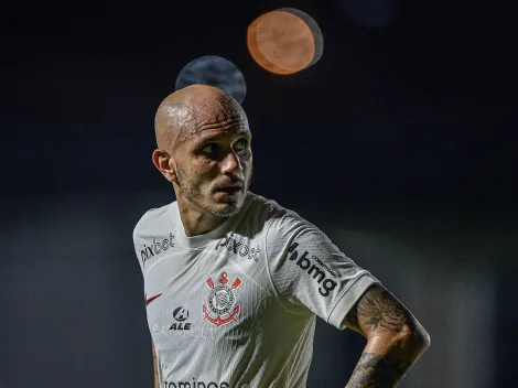 Fábio Santos faz forte declaração sobre desempenho de Bidu no Corinthians
