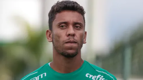 Marcos Rocha durante treino do Palmeiras no CT Academia de Futebol. Atleta é contestado por torcedores. Foto: Marcello Zambrana/AGIF