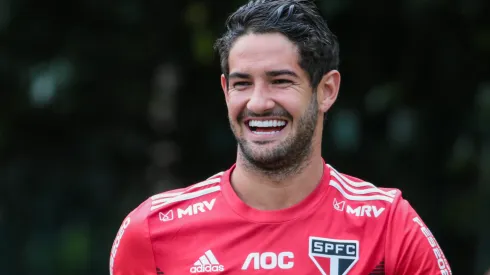 Alexandre Pato durante treino do Sao Paulo no CT Barra Funda. Atleta falou sobre seu futuro. Foto: Marcello Zambrana/AGIF