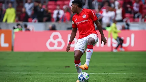 Thauan Lara estava emprestado ao Fortaleza - Foto: Maxi Franzoi/AGIF