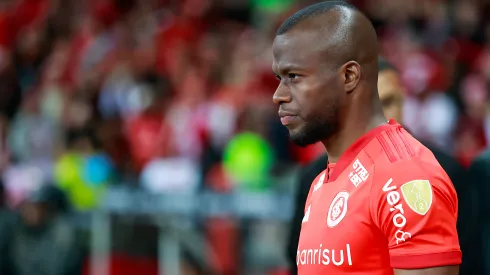 Enner Valencia jogador do Internacional durante partida contra o Bolivar no estádio Beira-Rio pelo campeonato Libertadores 2023. Notícia preocupante sobre o atacante. Foto: Luiz Erbes/AGIF