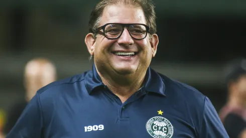 Guto Ferreira, técnico do Coritiba