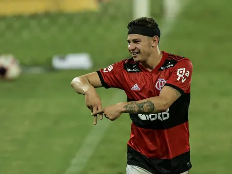 Hugo Moura dá bico no Flamengo e comemora acerto com o Vasco: “O que passou, passou”