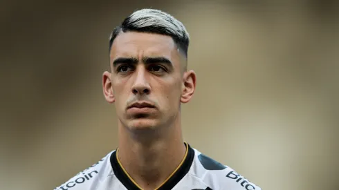 Puma Rodriguez jogador do Vasco durante partida contra o Palmeiras no estadio Maracana pelo campeonato BRASILEIRO A 2023.Lateral entrou na mira de adversário. Foto: Thiago Ribeiro/AGIF
