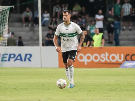 Maurício António 'rasga' no Coritiba após empate na Série B