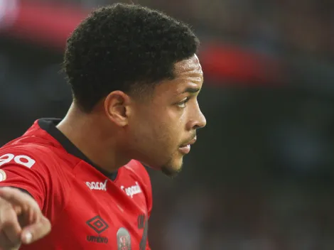 Vitor Roque vive drama na carreira e assunto chega ao Cruzeiro