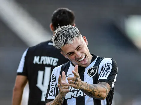Torcida do Botafogo 'rasga' elogios a Diego Hernández e faz pedido 'inusitado'