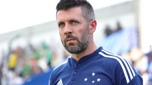 Paulo Pezzolano comandando o Cruzeiro em 2023