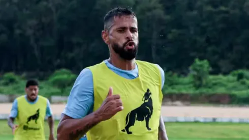 Naylhor, ex-jogador do Paysandu, rescinde contrato com o clube. Jorge Luís Totti/Paysandu