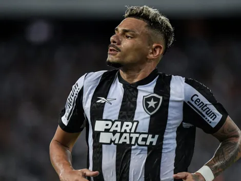 Botafogo assina com dois atacantes para o lugar de Tiquinho