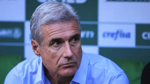 Botafogo tem dívida com Luís Castro.