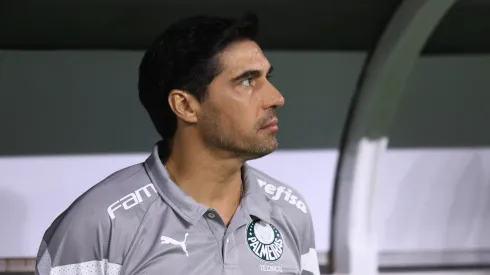 Abel Ferreira em partida pela Copa do Brasil. Treinador está entre os melhores do mundo - Foto: Marcello Zambrana/AGIF