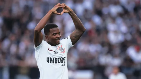 Cacá tem se destacado nas últimas partidas do Timão.