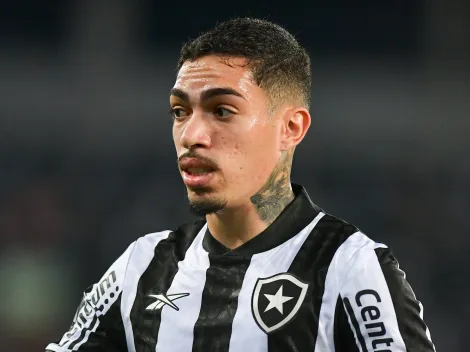 Hugo se 'irrita' com pergunta sobre instabilidade no Botafogo