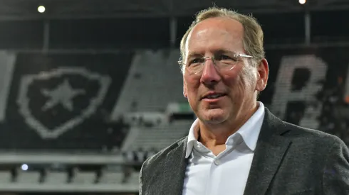 John Textor presidente da SAF do Botafogo durante partida contra o Atletico-GO no estadio Engenhao pelo campeonato Brasileiro A 2024.