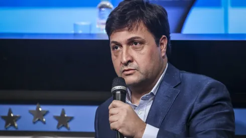 Presidente do Grêmio segue avaliando as opções para dar andamento na temporada.