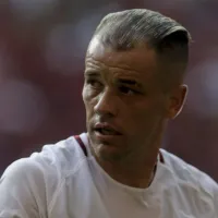 D’Alessandro faz comentário no Internacional envolvendo Coudet e Alan Patrick: \'Diferente\'