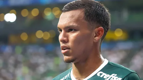 Gabriel Veron jogador do Palmeiras durante partida contra o Guarani no estádio Arena Allianz Parque pelo campeonato Paulista 2022. Jogador foi rasgado pela torcida do Cruzeiro.