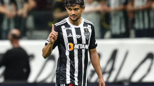 Scarpa durante confronto contra o Criciúma no Campeonato Brasileiro de 2024. Jogador está na pré-lista da Copa América.