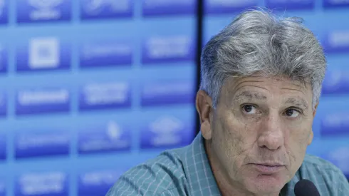 Renato e seu plantel estão treinando no CT do Corinthians.