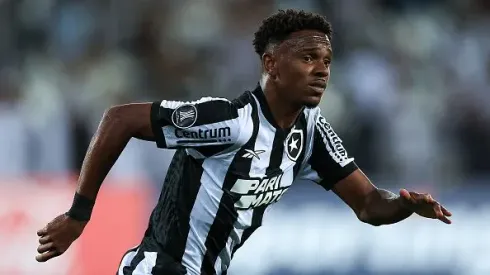 Jeffinho atuando pelo Botafogo em 2024