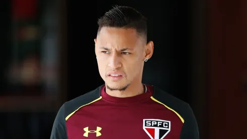 Neilton relembra tempos de São Paulo.