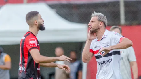 Wagner Leonardo foi expulso contra o São Paulo - Foto: Jhony Pinho/AGIF