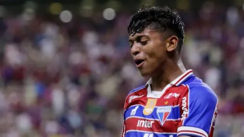 Kervin jogador do Fortaleza comemora seu gol durante partida contra o Horizonte no estadio Arena Castelao pelo campeonato Cearense 2024. Lucas Emanuel/AGIF