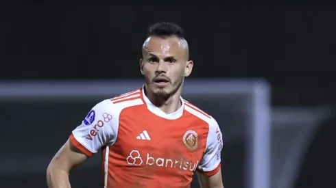 Renê se pronuncia após falha pelo Internacional na Sul-Americana.