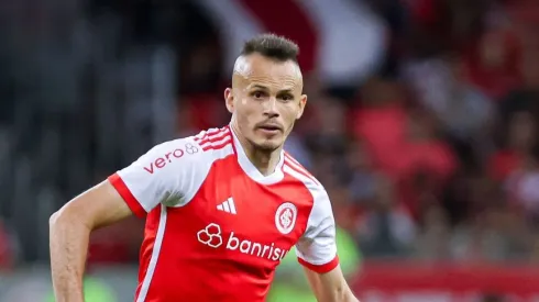 Renê pode renovar o Internacional.