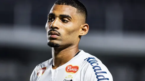 Joaquim, jogador do Santos.