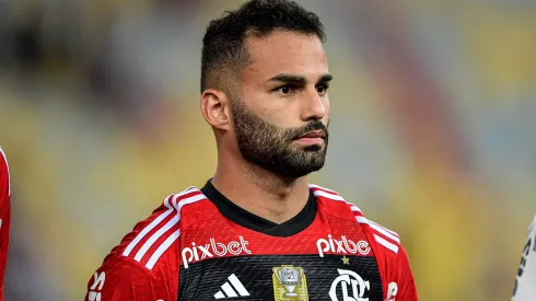 Thiago Maia, ex-jogador do Flamengo durante partida contra o Fluminense no estadio Maracana pelo campeonato Copa do Brasil 2023. Notícia forte envolvendo o volante está fervendo no Inter