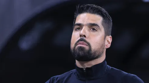 Antonio Oliveira tecnico do Corinthians durante partida contra o Botafogo no estadio Arena Corinthians pelo campeonato Brasileiro A 2024. Marcello Zambrana/AGIF