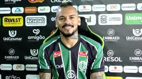 Lateral fez um balanço da sua carreira e dos desafios que ainda estão por vir.