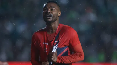 Nikão mostrou confiança no trabalho desempenhado por Cuca no Furacão.