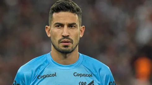 Pedro Henrique, jogando pelo Athletico.