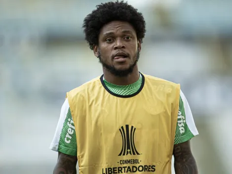 Ex-Internacional, Luiz Adriano vive drama na carreira