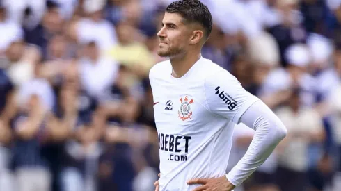 Pedro Raul durante confronto contra o Novorizontino no Campeonato Paulista de 2024. Jogador entrou na mira do Grêmio.