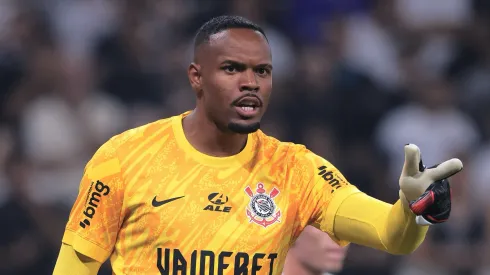 Carlos Miguel pode deixar o Corinthians.