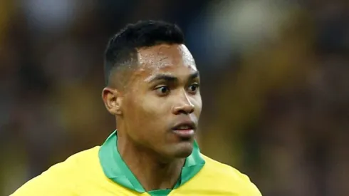 Alex Sandro pode chegar ao São Paulo.