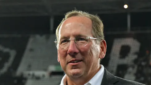 Textor quer mais um volante no Botafogo.