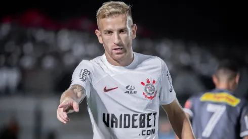 Jogador do Corinthians durante partida contra o Cianorte no estadio Willie Davids pelo campeonato Copa Do Brasil 2024. Atacante foi cotado para sair